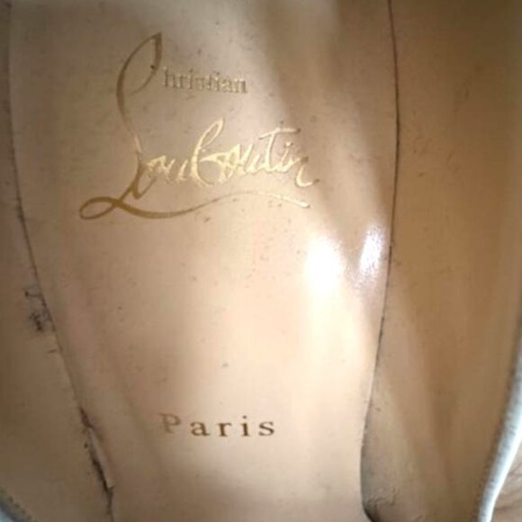 Christian Louboutin Hot Chick Scallop Pointed Toe 100mm Pump Patent Calf Leather - Picture 11 of 14